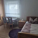 Karolina Guest house