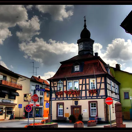 Pensionat Karolina 3*